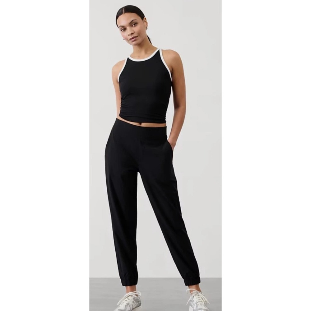 Athleta Black High Rise Jogger Pants Pull On Size 2 Ankle Zip Pockets V/305514